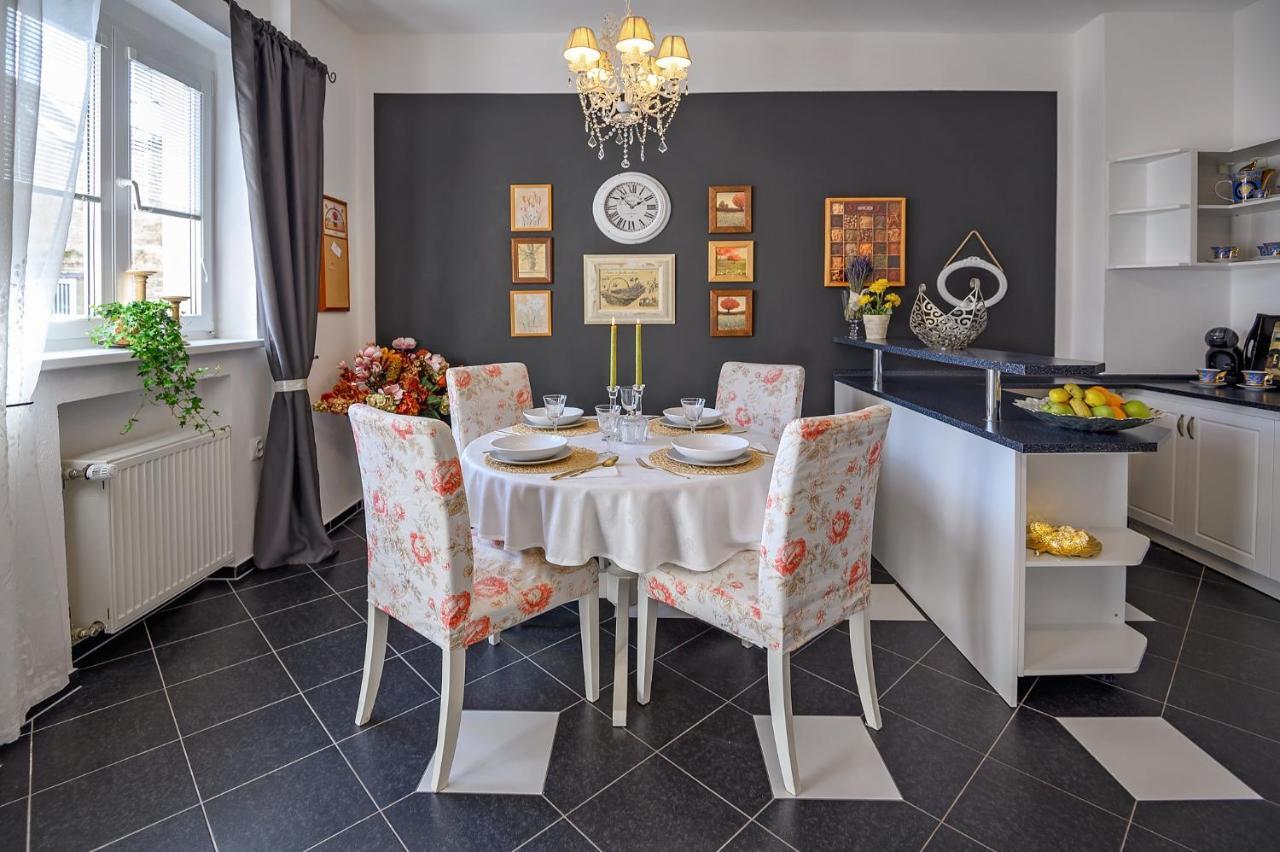 Apartment Alexis Братислава Экстерьер фото