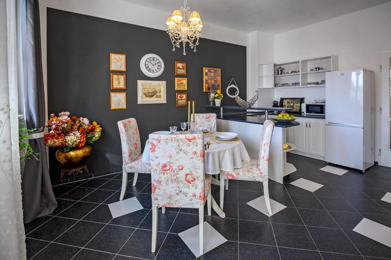 Apartment Alexis Братислава Экстерьер фото
